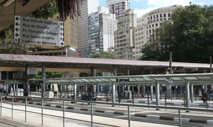 Rodoviários do Rio e empresas de ônibus seguem sem acordo sobre reajuste salarial