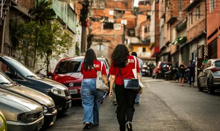 Saúde precária e pobreza formam ciclo que perpetua desigualdades em favelas