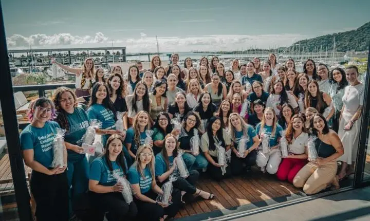 Setor da construção em SC é o 5º do país que mais gera vagas para mulheres; em Itajaí, construtora tem 61% das lideranças femininas