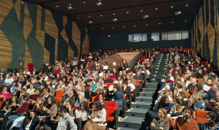 Teatro Paschoal Carlos Magno abre edital de ocupação para o segundo semestre de 2026