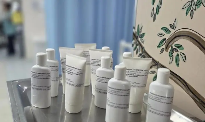 UTI do HU-UFJF recebe itens de higiene produzidos pela Farmácia Universitária