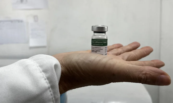 Vacinação em Juiz de Fora atende crianças e adolescentes neste sábado, 25/07.