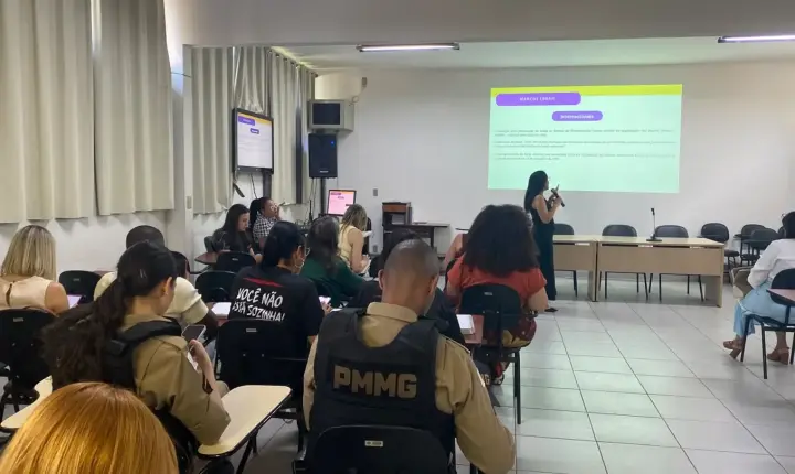 SRS Varginha promove encontro para fortalecer rede de enfrentamento à violência contra
