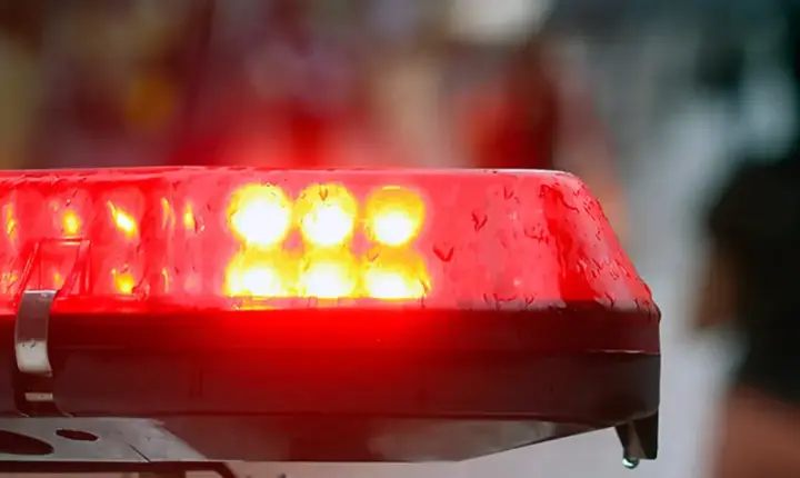 Homem é preso após roubo com faca a comércio em Ouro Branco; celular e arma são recuperados