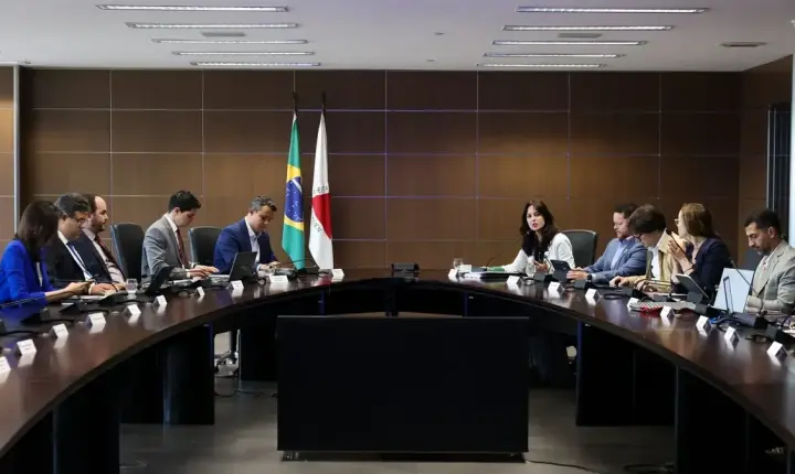 Governo de Minas apresenta dados de desenvolvimento econômico à transição