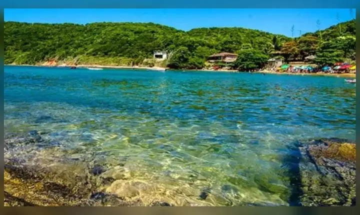 Justiça Federal determina embargo de obras de quiosques em Búzios